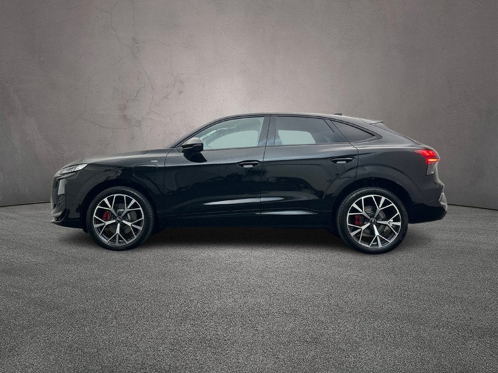 Audi Q3 Sportback, Auto's, Audi, 1800 kg, Euro 6, Zwart, Plug-in hybride