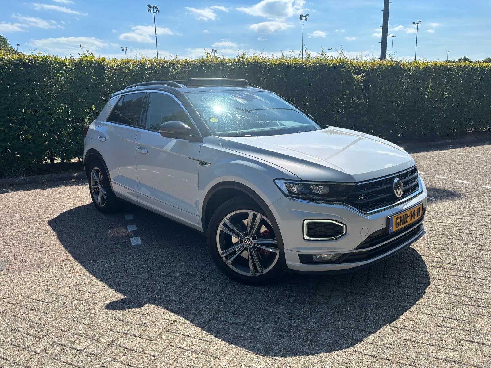 Volkswagen T-Roc 2.0 TDI 150pk 7-DSG 3x R Line. Full Option!, 4 cilinders, Wit, Diesel, Particulier