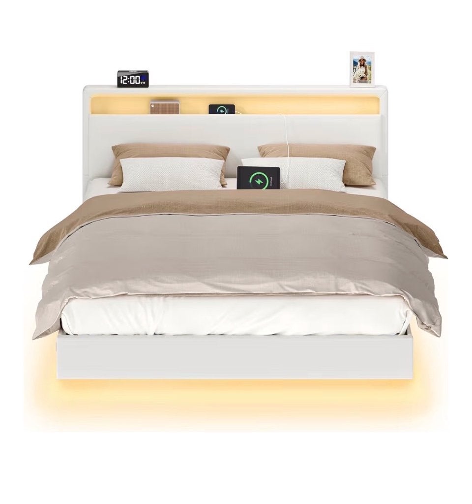 Brand New Bed Frame 140x200 Cloud White LED light up, Huis en Inrichting, Slaapkamer | Bedden, Ophalen, Wit, 140 cm, 200 cm