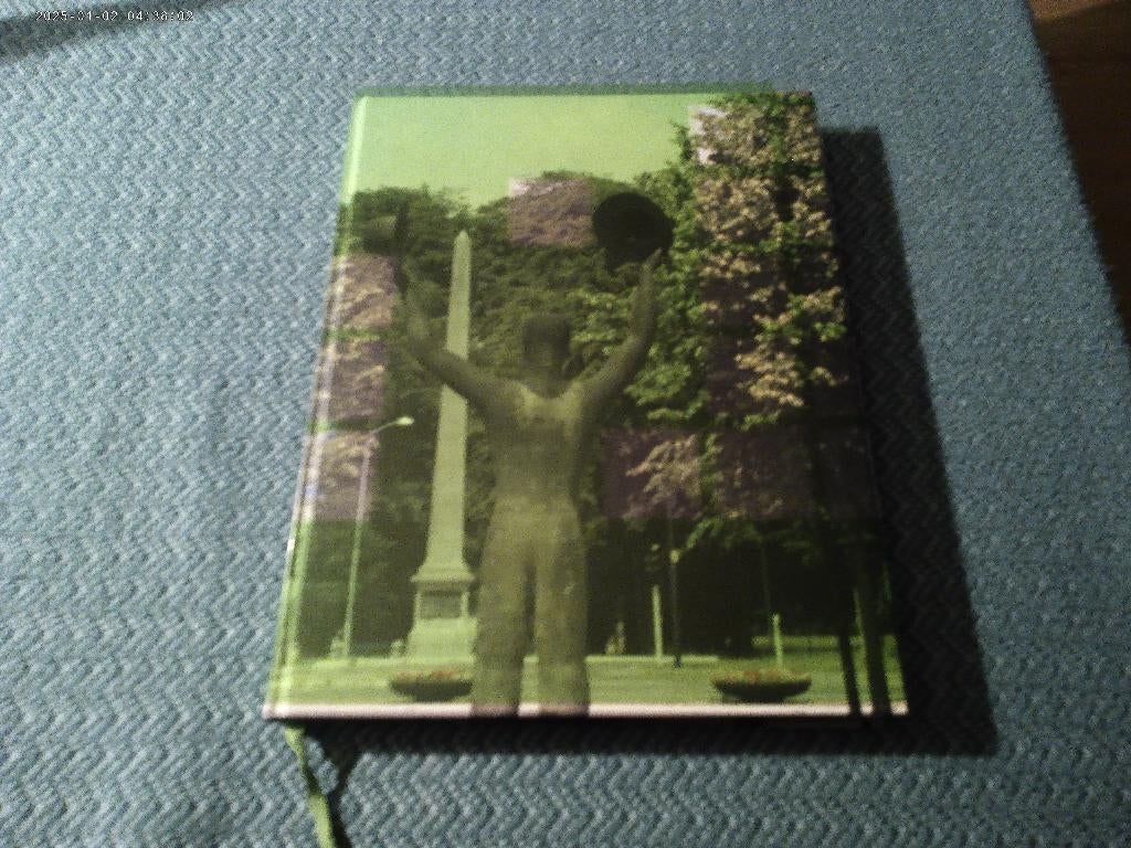De collectie Apeldoorn Van Koninklijk tot Publiek Domein, Ophalen of Verzenden, Nieuw, Beeldhouwkunst