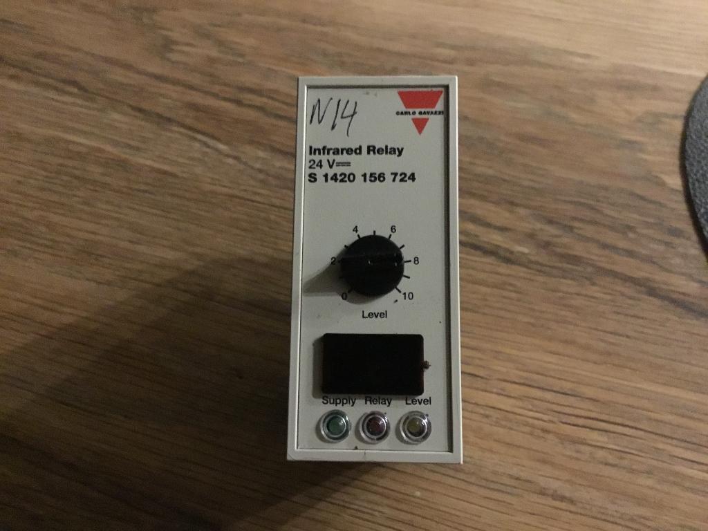 Carlo gavazzi infrarood relais, Ophalen of Verzenden, Gebruikt