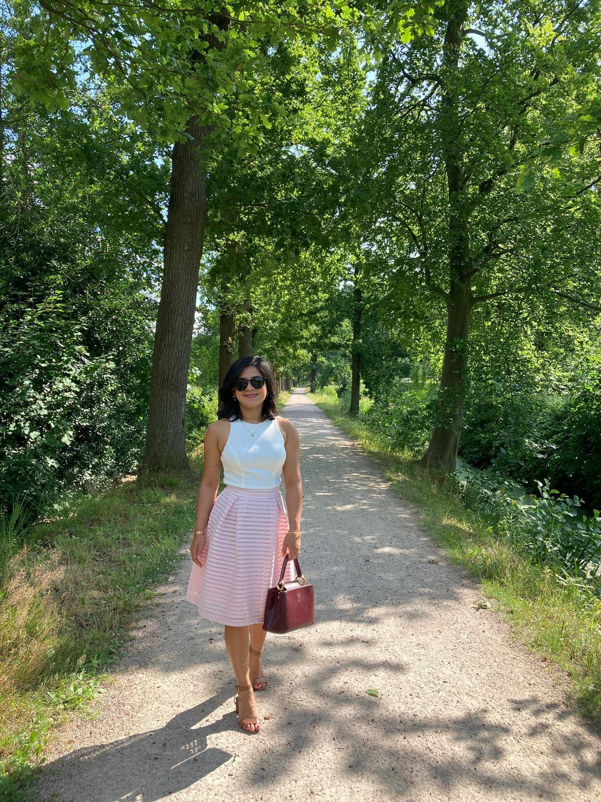 Pretty Swing day occasion dress, Ophalen of Verzenden