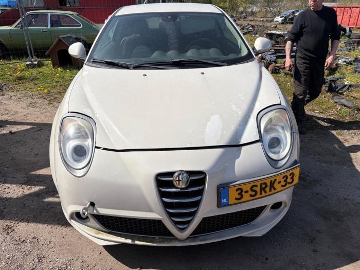 Motorkap van een Alfa Romeo Mito (251A), Gebruikt, -, -, Alfa Romeo
