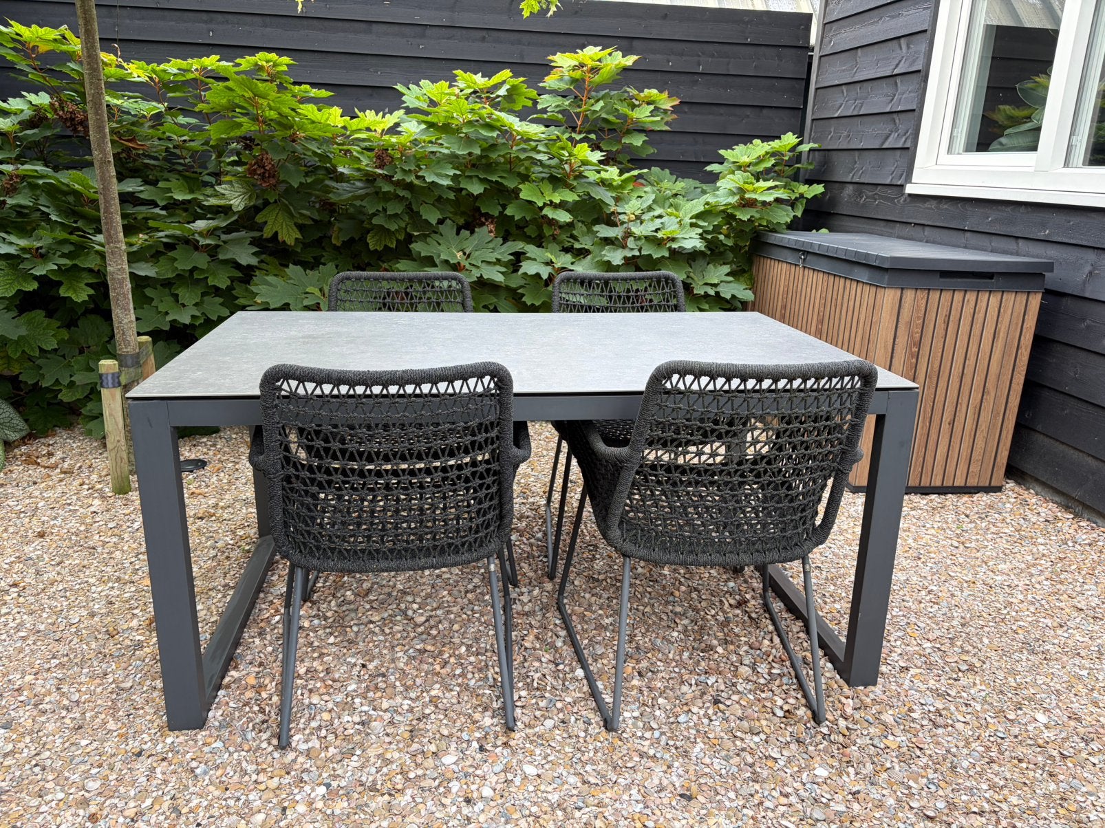 Dinerset 4 Seasons Outdoor (4 stoelen, kussens en tafel)