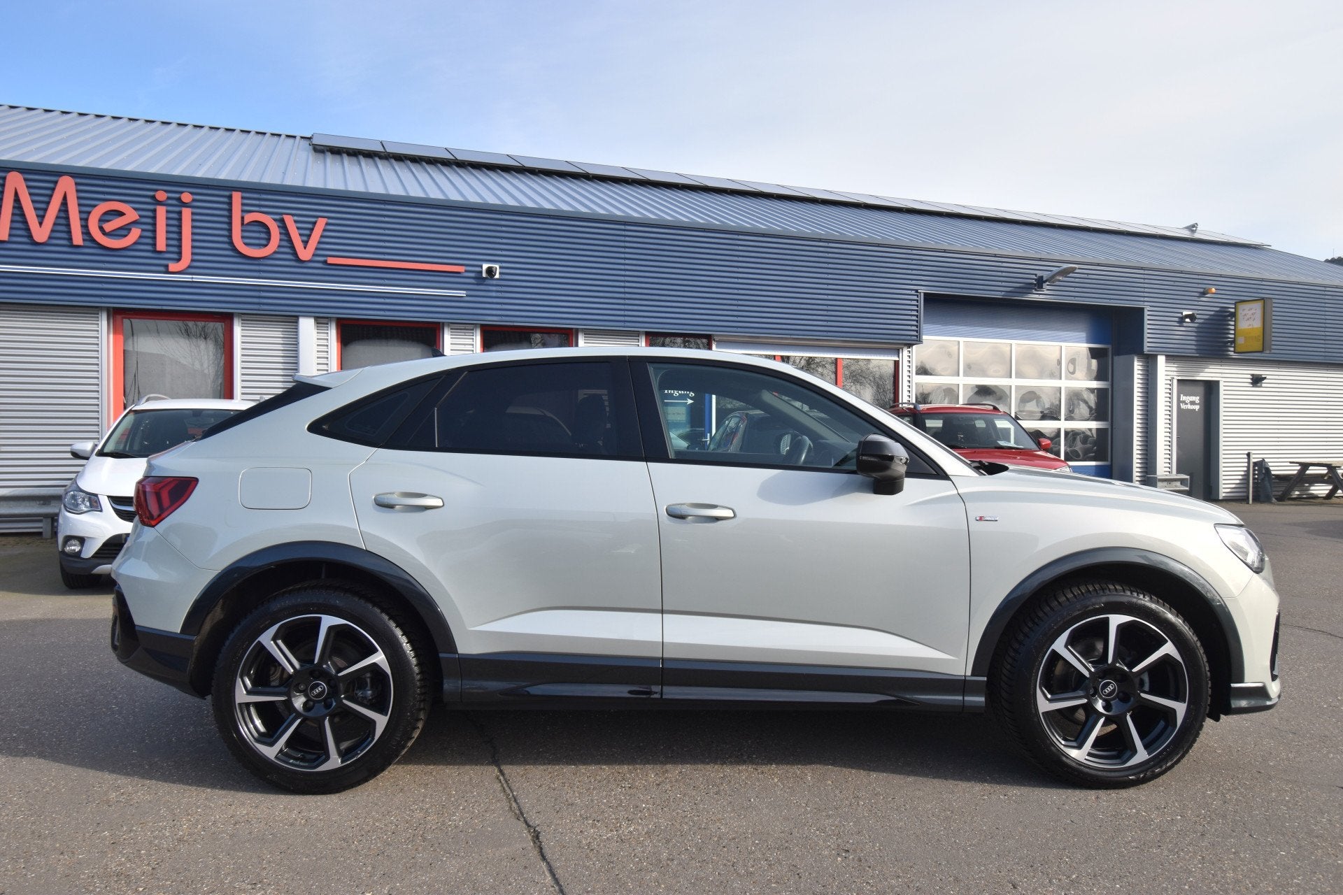 Audi Q3 Sportback 35 TFSI S Edition , VIRTUAL COCKPIT , 2X S, Auto's, Audi, 4 cilinders, 150 pk, 1505 kg, Leder en Stof