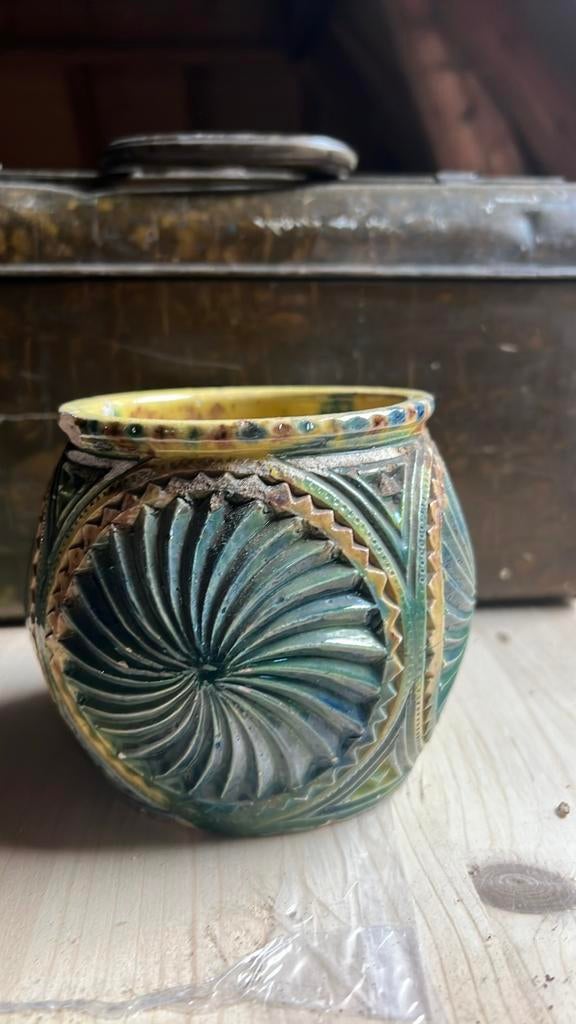Fries Kerfsnede Aardewerk pot, Antiek en Kunst, Antiek | Keramiek en Aardewerk, Ophalen of Verzenden