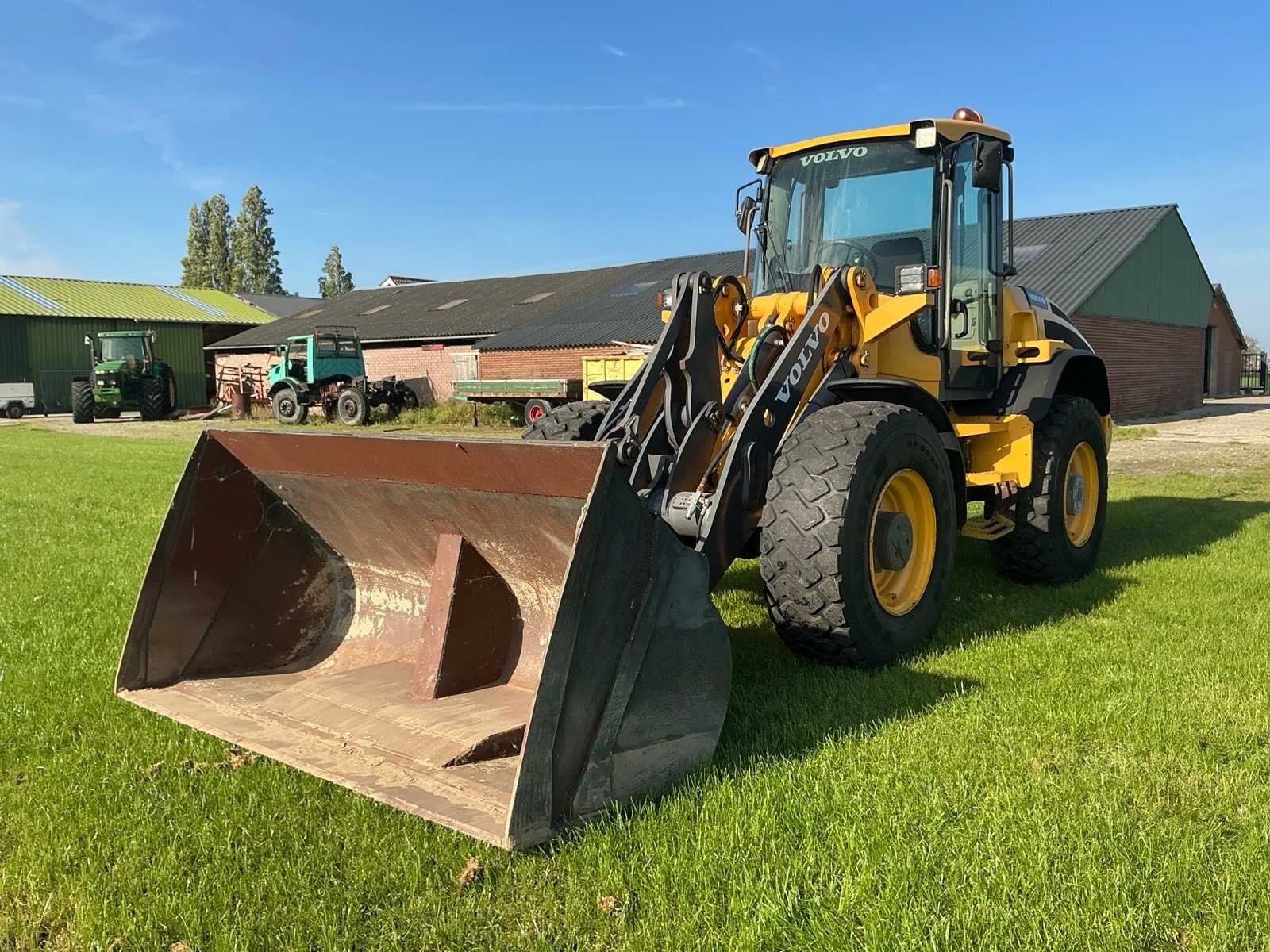 2011 Volvo L45F Shovel, Wiellader of Shovel