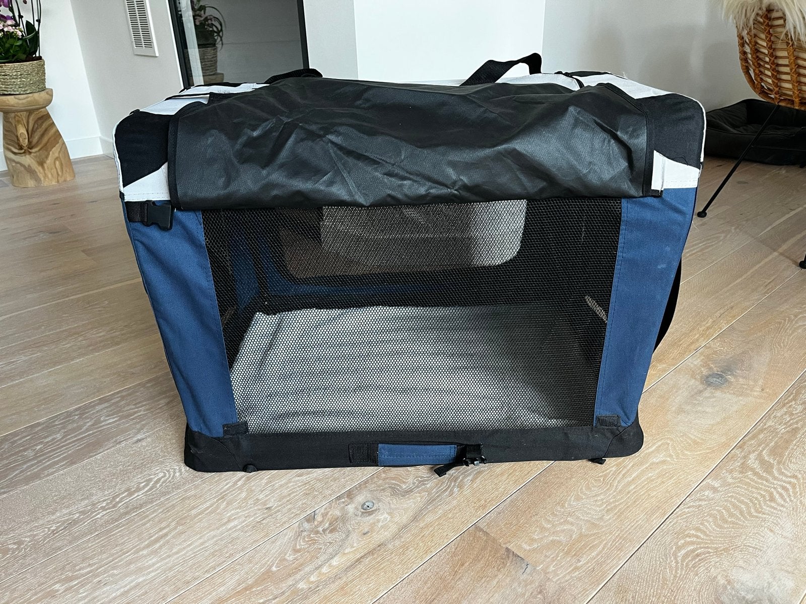 Honden reisbench Adori 81x59x59, Dieren en Toebehoren, Ophalen, Zo goed als nieuw