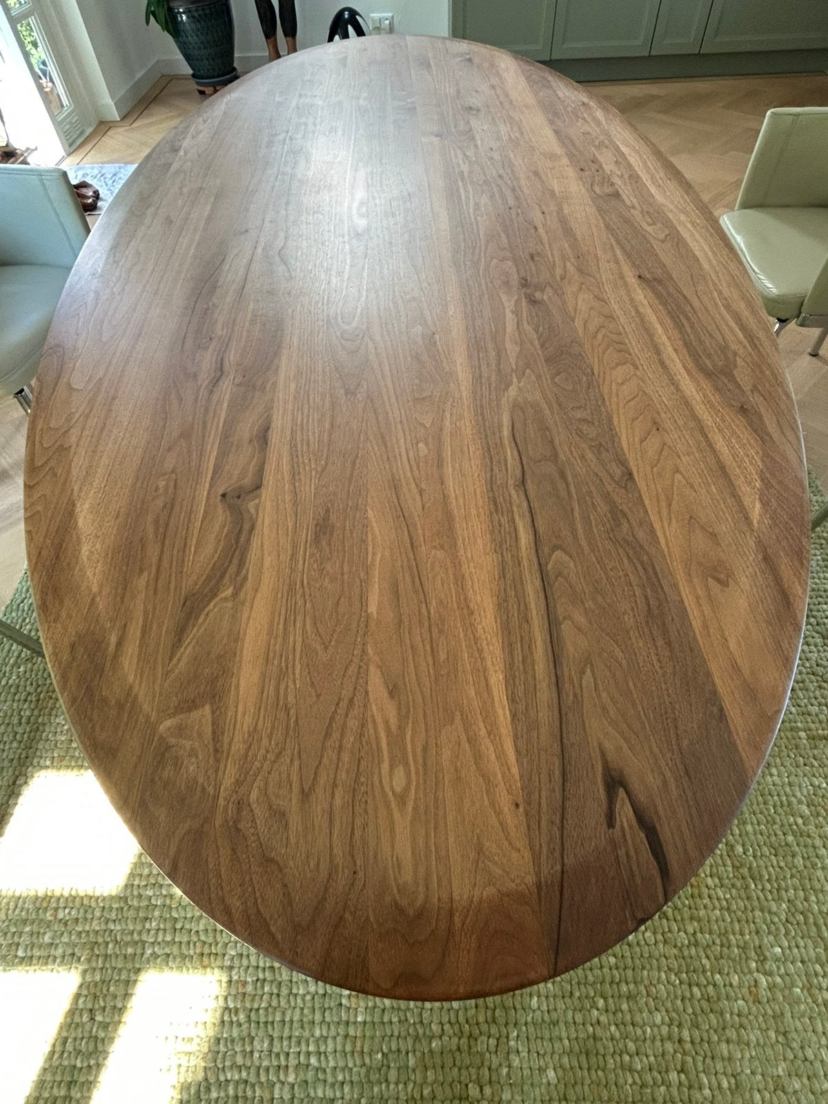 Prachtige ovale (Deens) eettafel van notenhout, Huis en Inrichting, Tafels | Eettafels, Ophalen, Deens, 200 cm of meer, 50 tot 100 cm