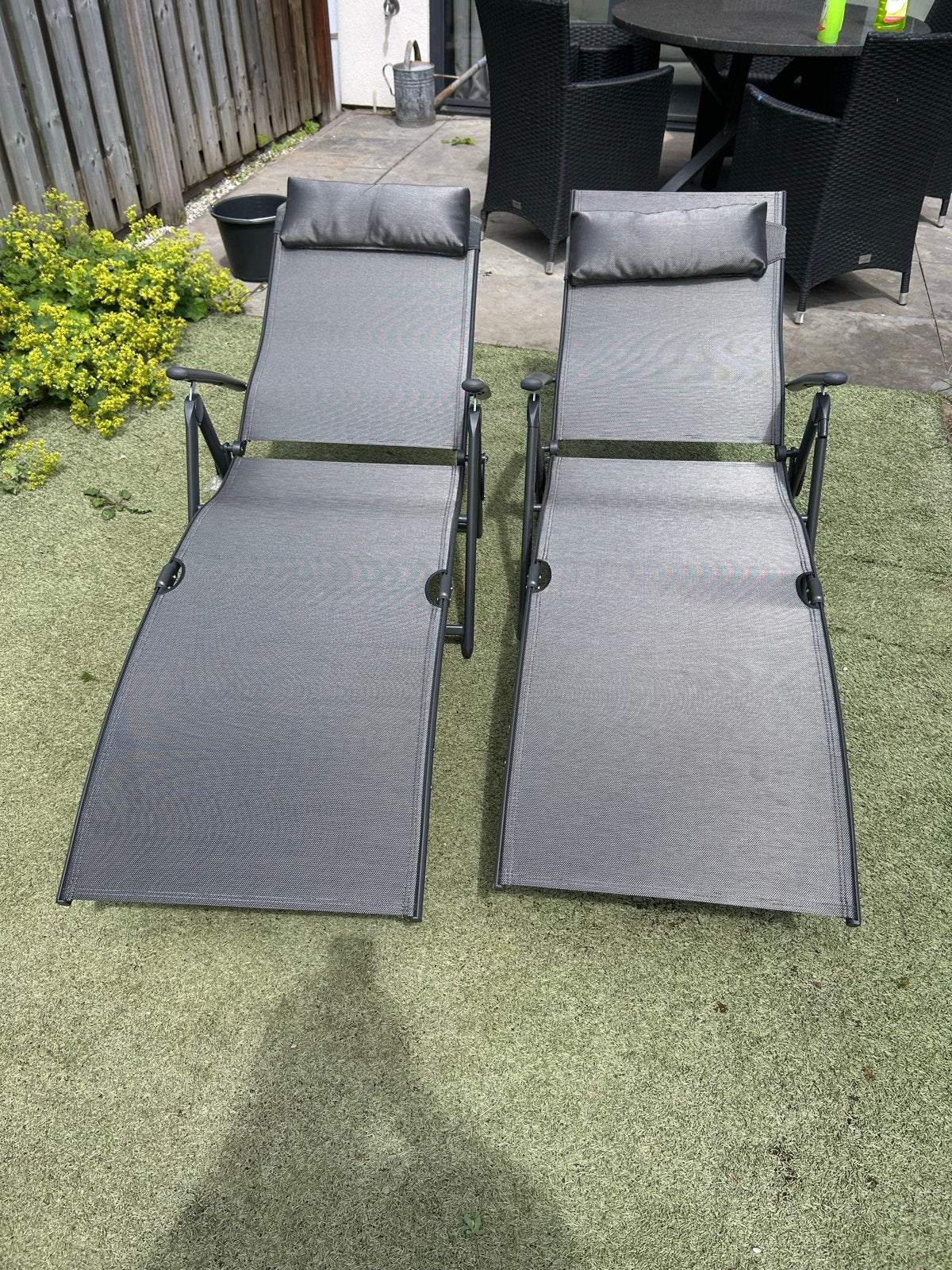 Nieuwe ligstoelen - nooit gebruikt tel 06-18354183, Tuin en Terras, Ligbedden, Ophalen of Verzenden, Nieuw, Metaal, Verstelbaar