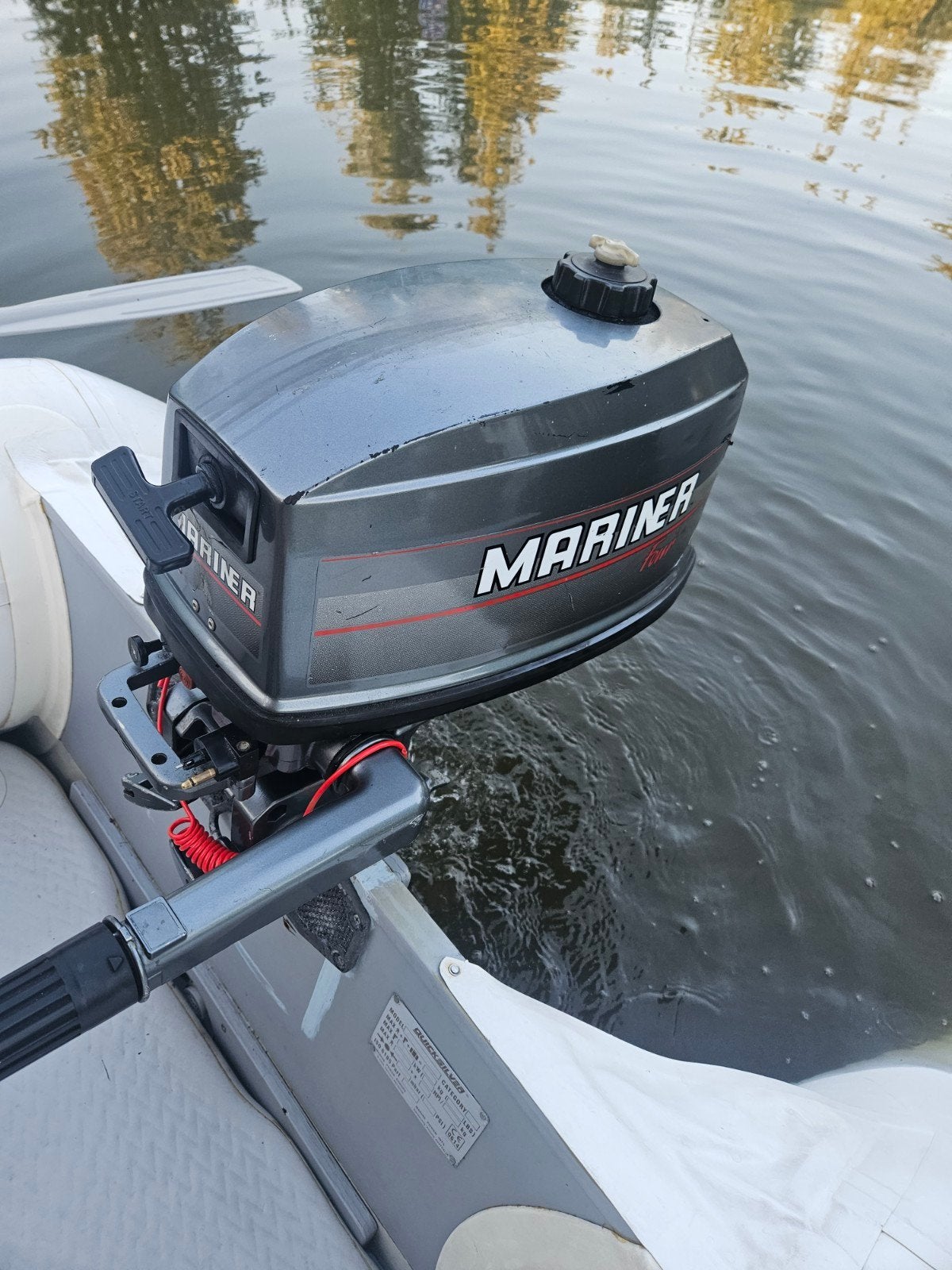 Buitenboord motor 4pk mariner met boot, Ophalen, Zo goed als nieuw