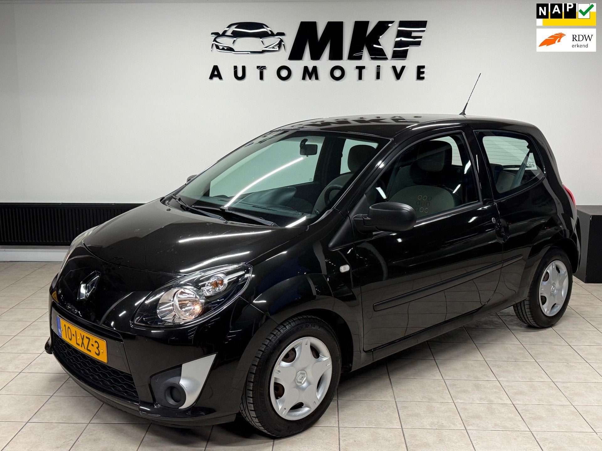 Renault Twingo 1.2-16V Authentique 2010 Airco/APK/KM NAP!, Auto's, Renault, 839 kg, Twingo, Gebruikt, Multifunctioneel stuurwiel