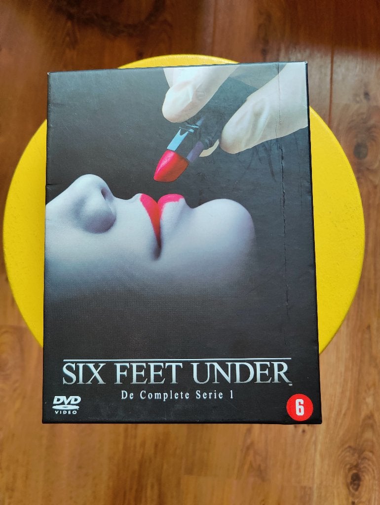 Six feet under - Seizoen 1 - 5 DVDs, Vanaf 12 jaar, Ophalen of Verzenden, Zo goed als nieuw, Drama