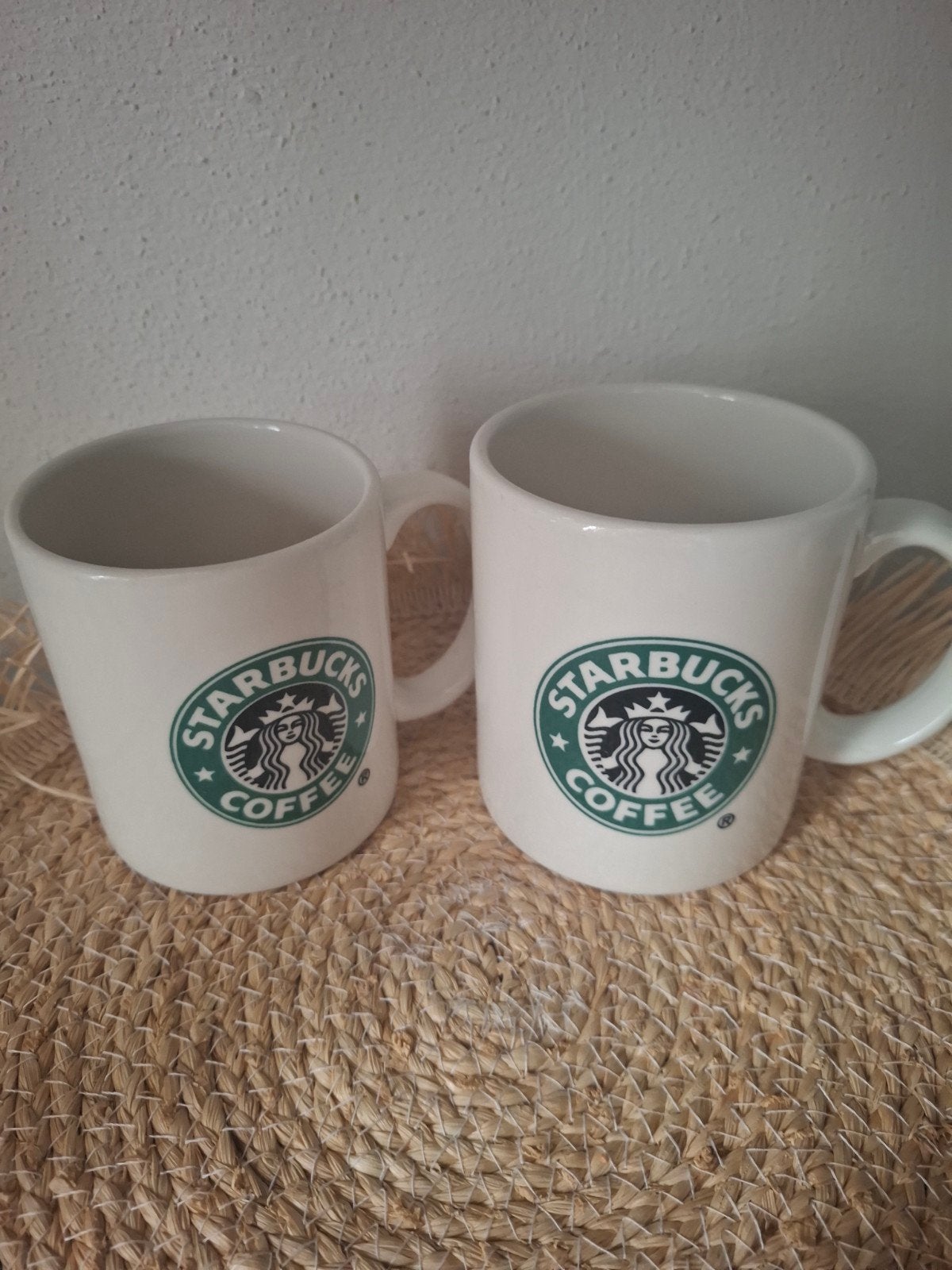 Starbucks mokken - Set van 2, Ophalen of Verzenden, Zo goed als nieuw, Steen/keramiek, Wit