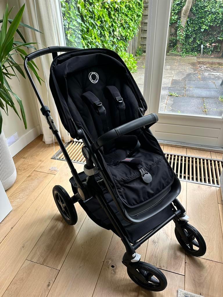 Bugaboo Fox 3 Kinderwagen + Reiswieg – complete, Kinderen en Baby's, Buggy's, Zo goed als nieuw, Ophalen