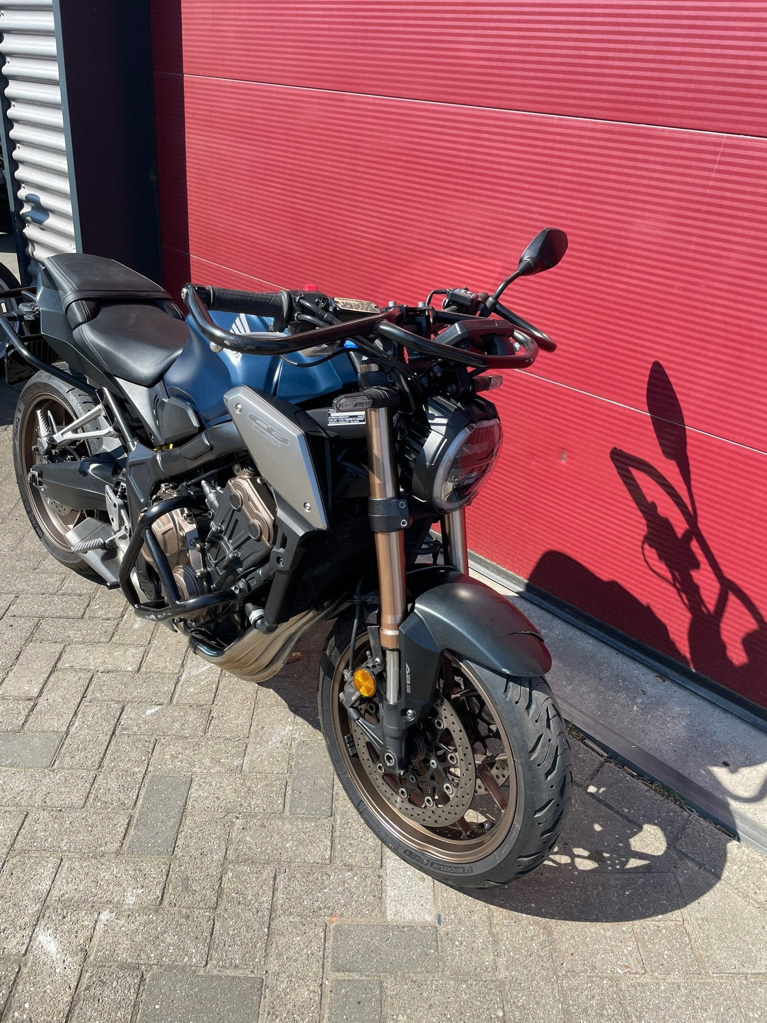 Honda CB 650 R Neo Sports Café Schade BTW VOERTUIG 1e Eigen, Ivo@technoservicehoogendijk.nl, Jan Tinbergenstraat 8-b
2811DZ  Reeuwijk, NL