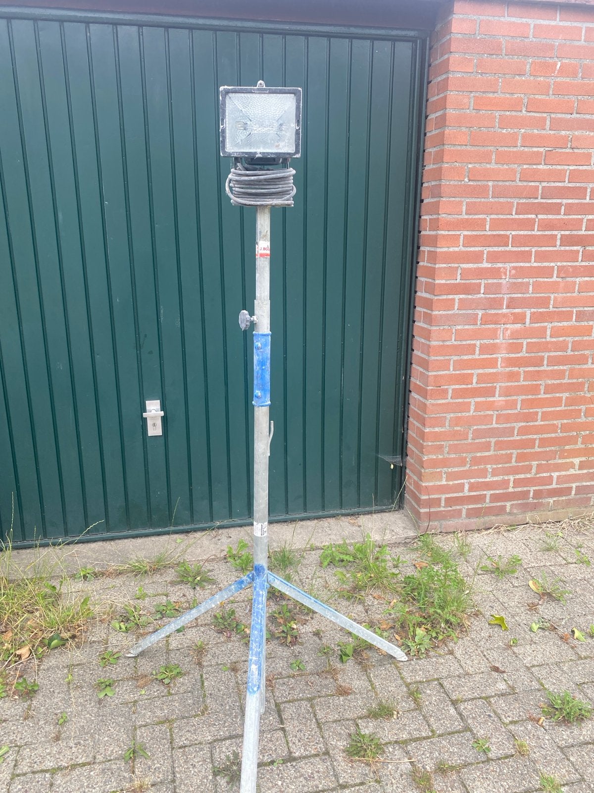 Bouwlamp op statief - Krachtige verlichting, Doe-het-zelf en Verbouw, Bouwverlichting, Ophalen, Gebruikt, Met statief, Lamp met armatuur