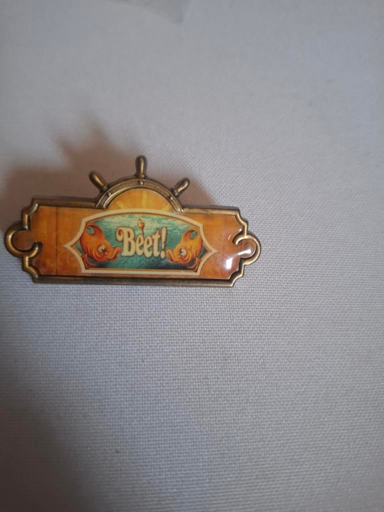 Efteling Game Gallery Pin 'Beet!', Ophalen, Zo goed als nieuw, Button of Speldje