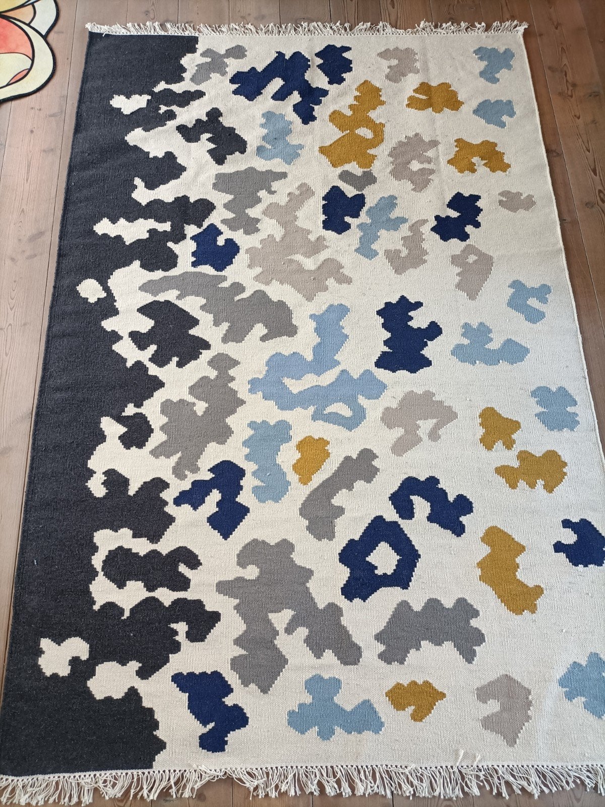 Ikea Vloerkleed VIDEBÄK - 133x195 cm, Ophalen, Gebruikt, Modern, Speels, 100 tot 150 cm