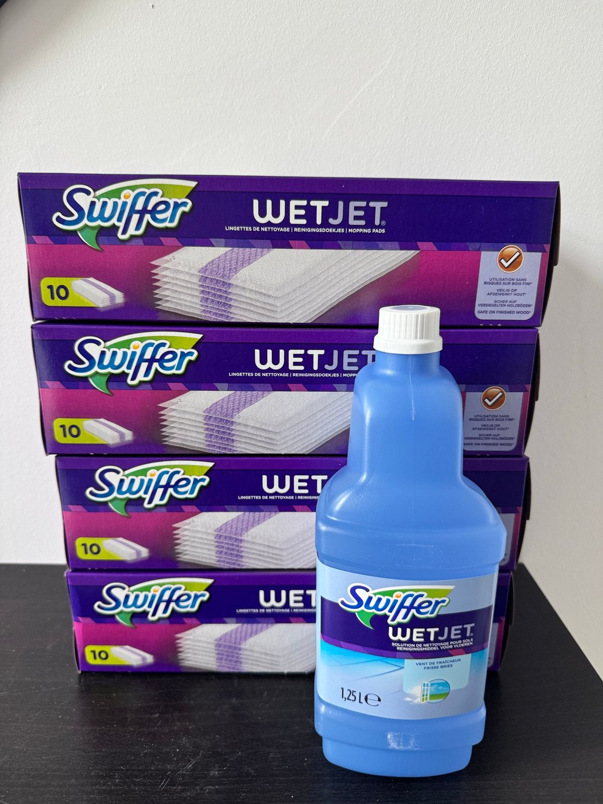 Swiffer WetJet Starterspakket: 40 doekjes en 1,25L vloeistof, Ophalen, Mop of Dweil