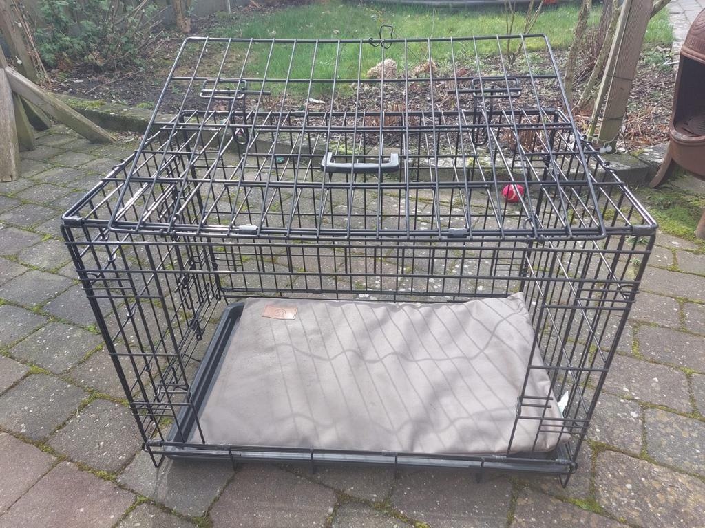 Bench brekz maat M zgan, Dieren en Toebehoren, Hondenhokken, Ophalen, Zo goed als nieuw, Minder dan 75 cm, Minder dan 65 cm