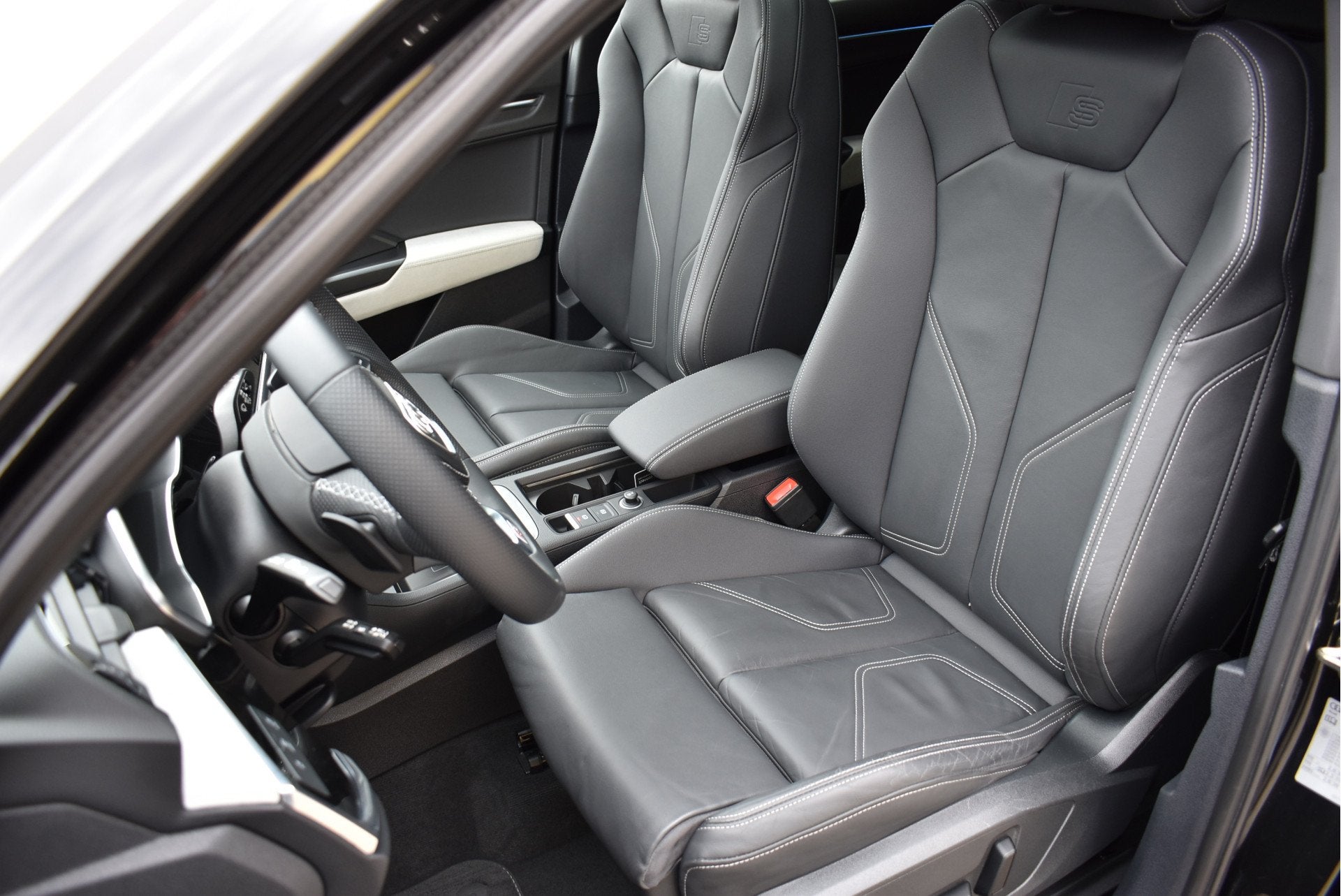 Audi Q3 Sportback 45 TFSI e S-Line 245 Pk Pano Vol Leder Mat, Gebruikt, Euro 6, Zwart, Automatische klimaatregeling