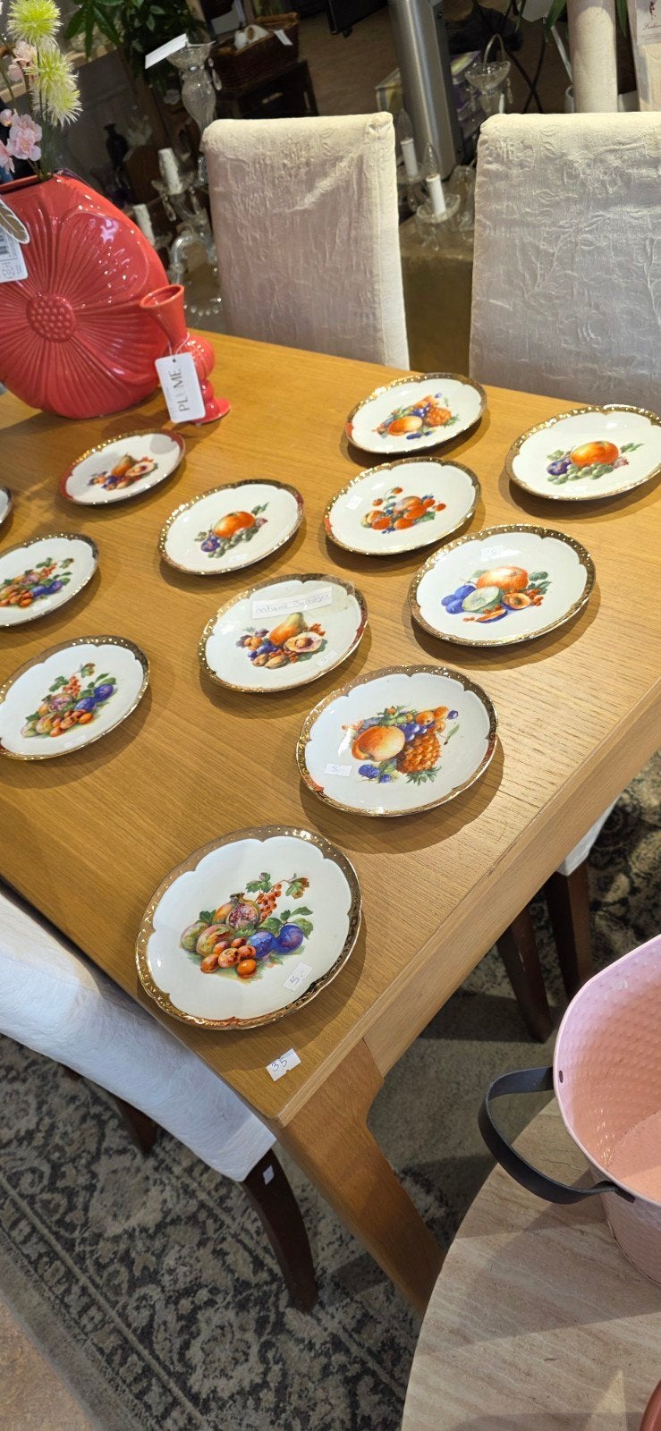 Set van 12 antieke porseleinen fruitborden met goudrand, Ophalen