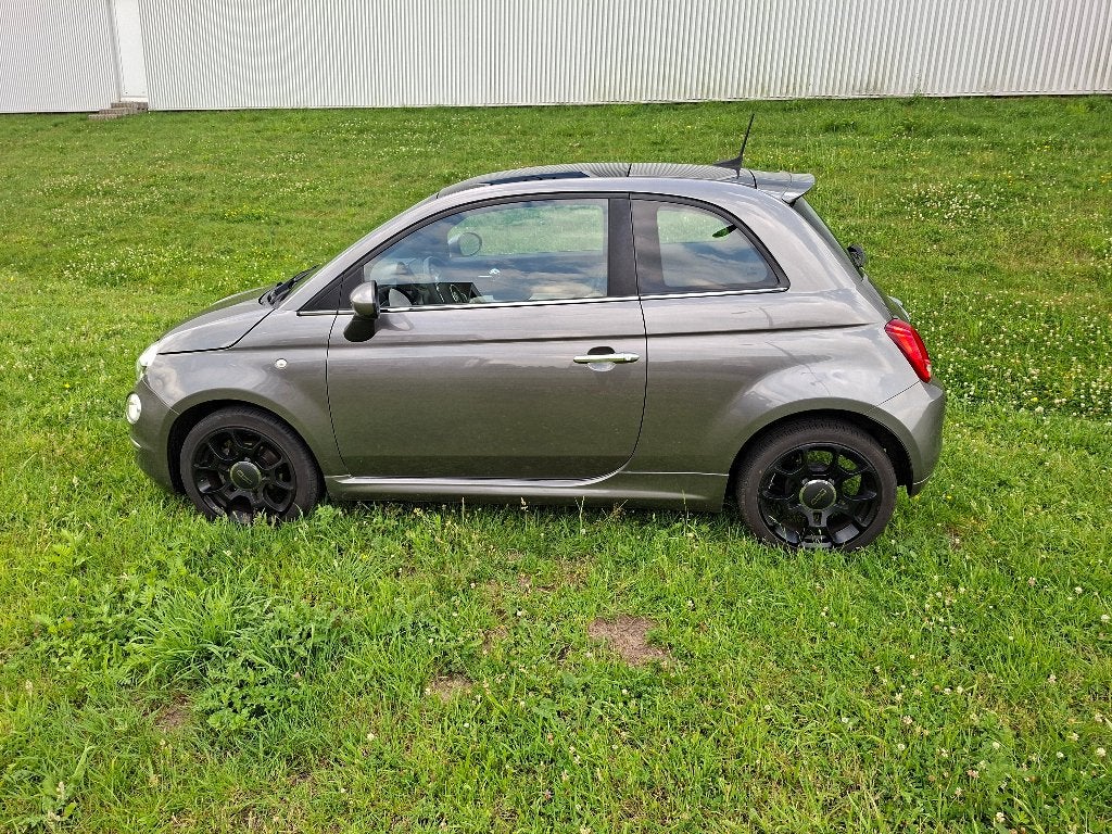 Fiat 500 1.0 70pk Hybrid 2021 Grijs, Voorwielaandrijving, 40 €/maand, Zwart, 4 stoelen