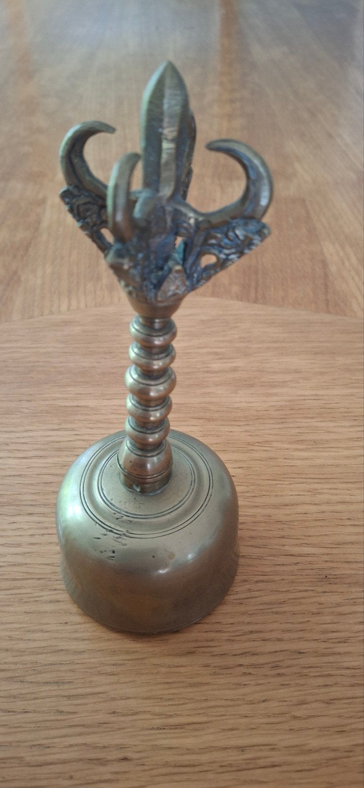 Antieke Tibetaanse Gebedsbel met Dorje Handvat, Ophalen of Verzenden