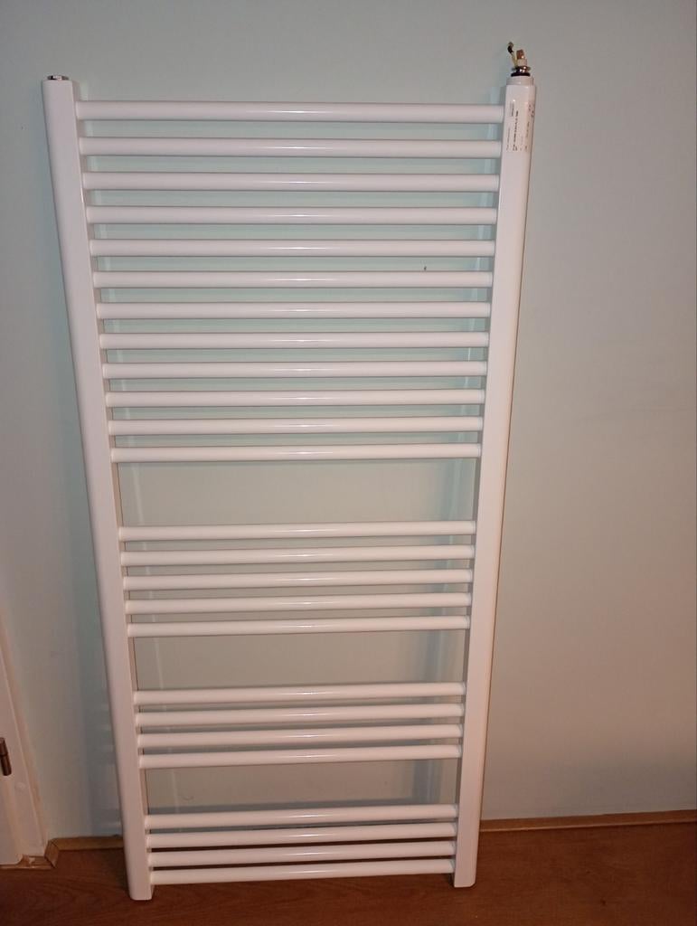 Plieger Elba elektrische handdoek radiator, Ophalen, Nieuw
