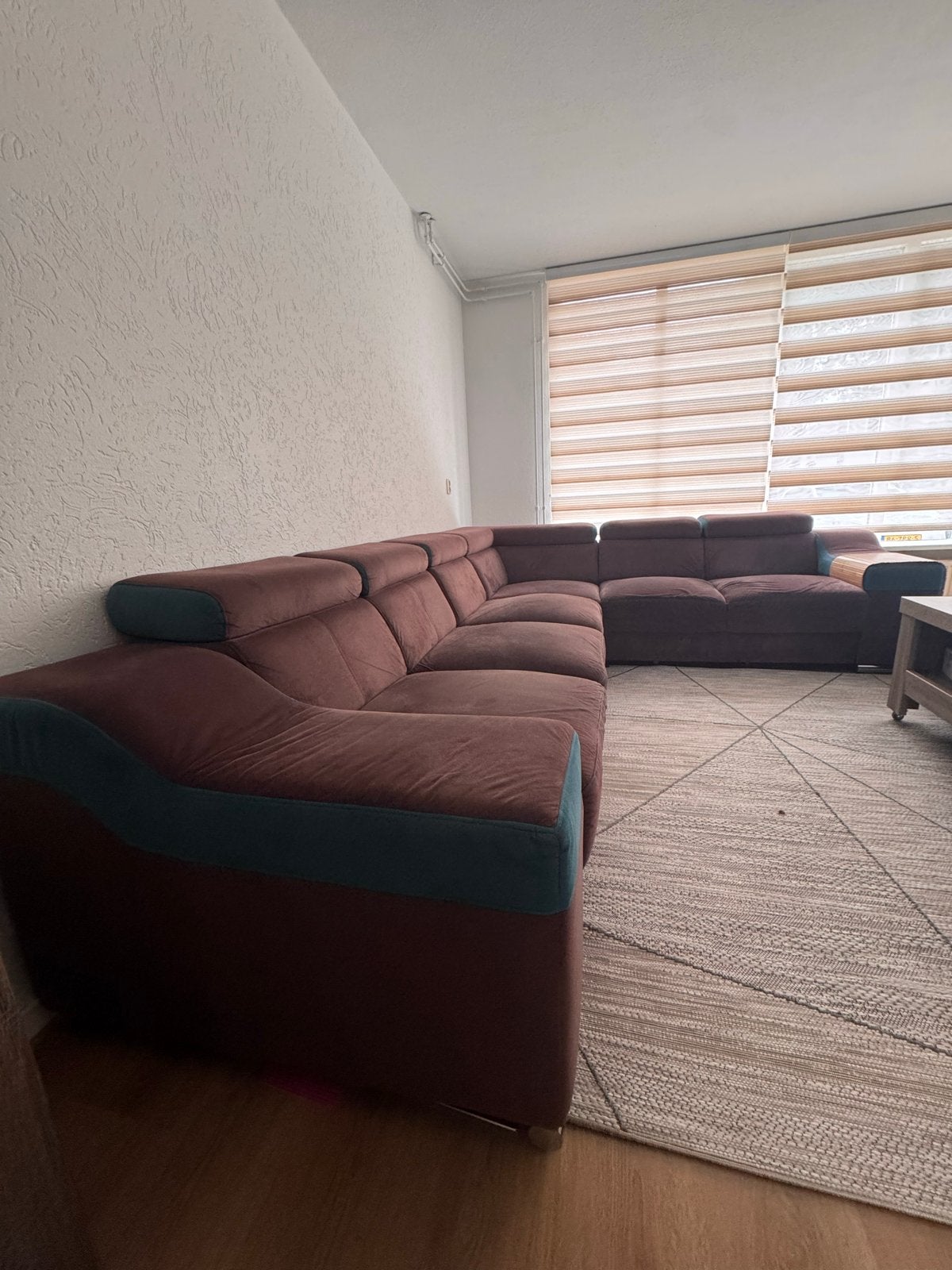 Comfortabele hoekbank in bruin met blauwe accenten, Ophalen, Gebruikt, Hoekbank, 75 tot 100 cm