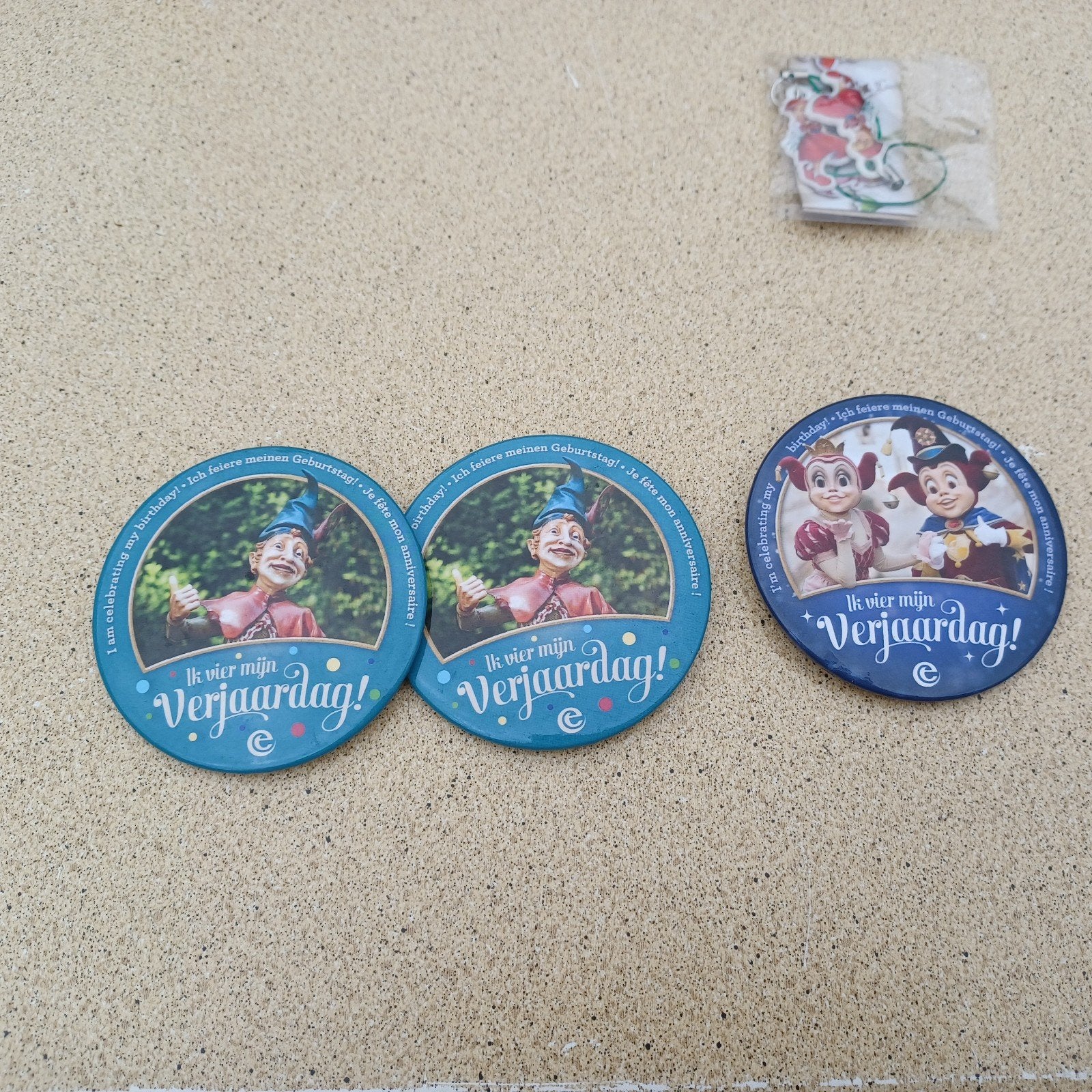 3x Efteling verjaardag buttons 15€, Verzamelen, Efteling, Ophalen of Verzenden, Nieuw, Button of Speldje