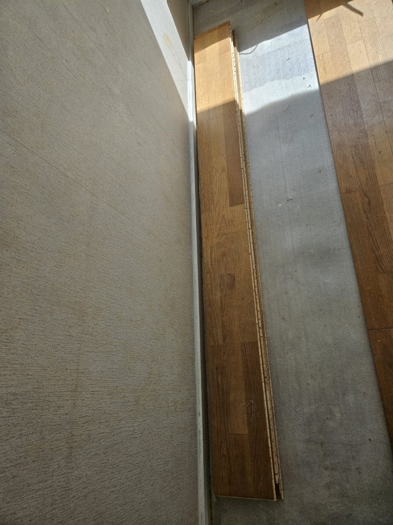 Laminaatvloer kleur eiken, ruim 35m2, Ophalen, Gebruikt, 10 m² of meer, 10 tot 30 cm