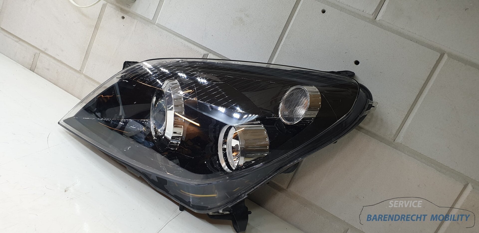 Xenon koplamp Opel Astra H 1EL008700-31 links bestuurderskan, Auto-onderdelen, Gebruikt, Opel Automobile GmbH, Ophalen of Verzenden