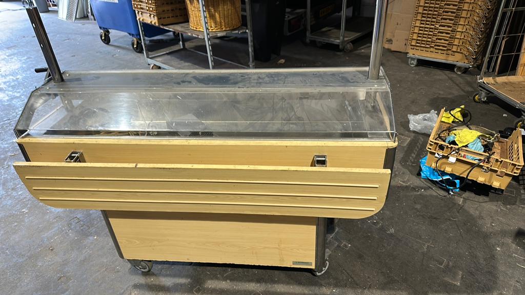 Koelbuffet / tapa bar, Ophalen, 200 liter of meer, 160 cm of meer, Zonder vriesvak