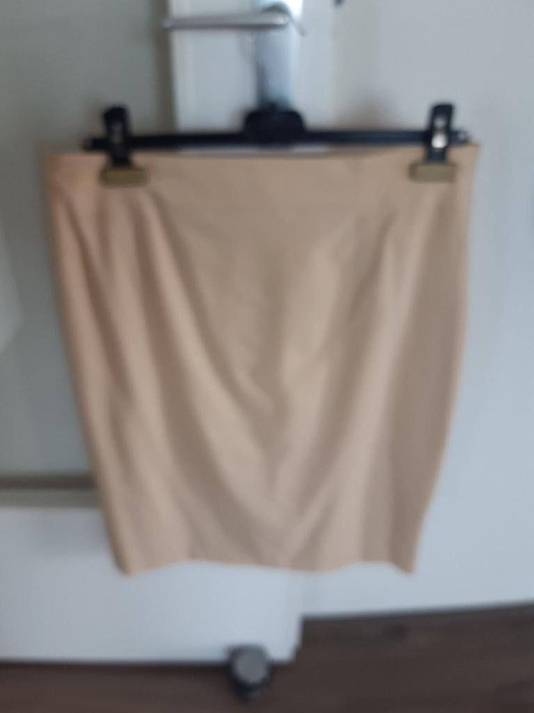 Creme kleurig kostuum merk Laurèl, Overige kleuren, Maat 42/44 (L), Ophalen of Verzenden, Zo goed als nieuw