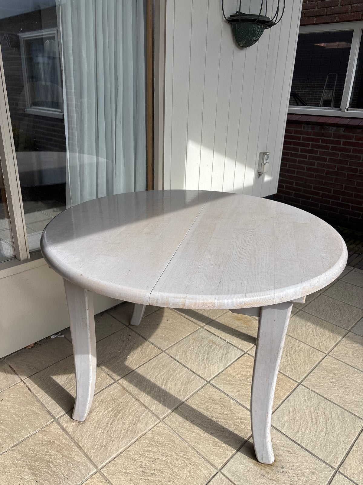 Massief houten eettafel - Rond/Ovaal - Gratis af te halen, Huis en Inrichting, Ophalen, Gebruikt, 100 tot 150 cm, Rond