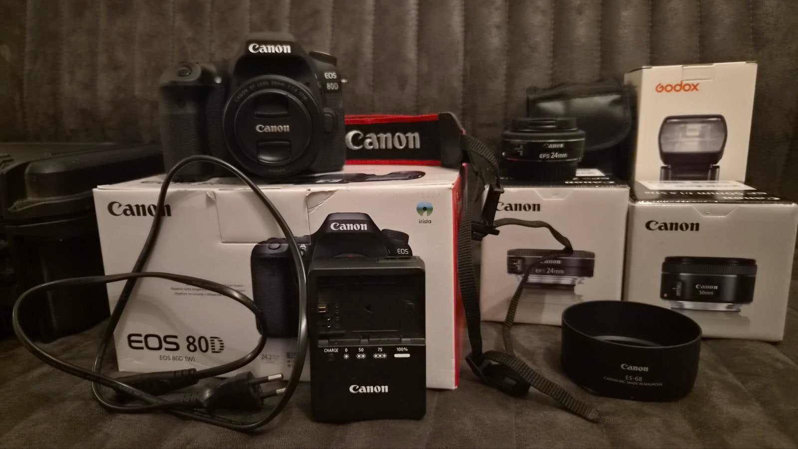 Canon 80D in nieuwstaat met 2 lenzen en accessoires, Ophalen