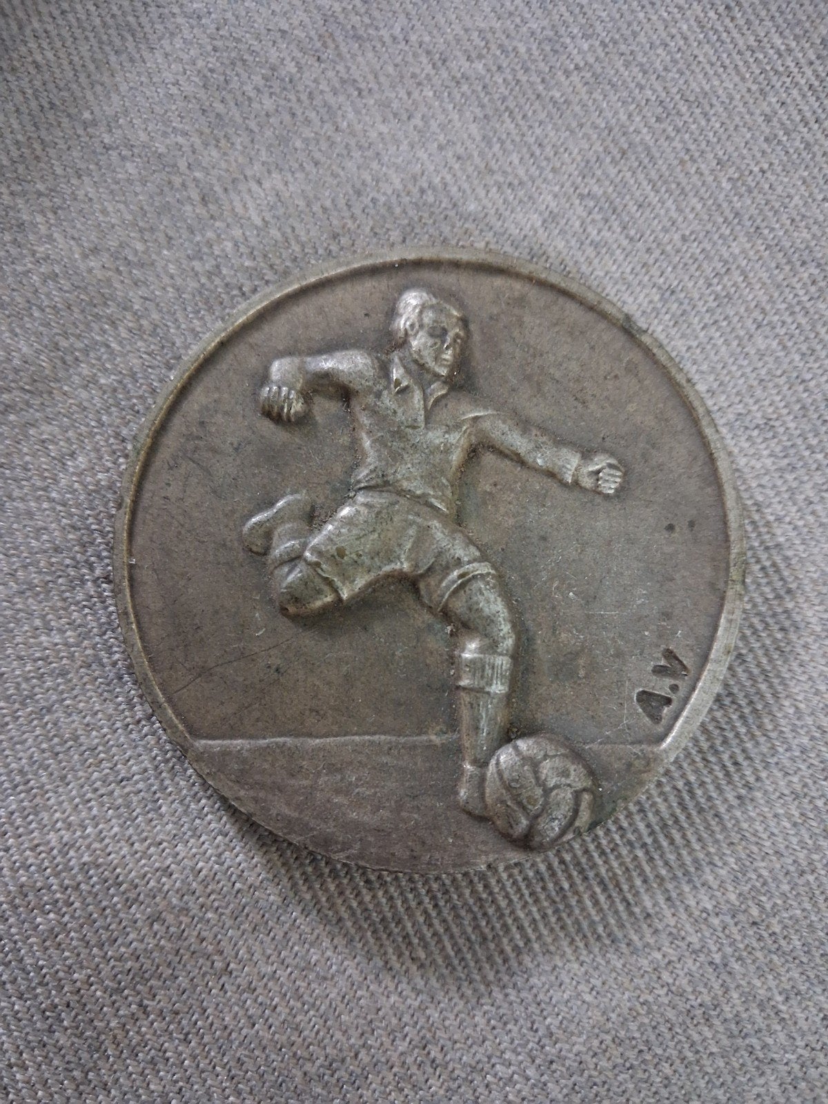 Vintage oude Medaille "Voetbal", Ophalen of Verzenden, Overige materialen