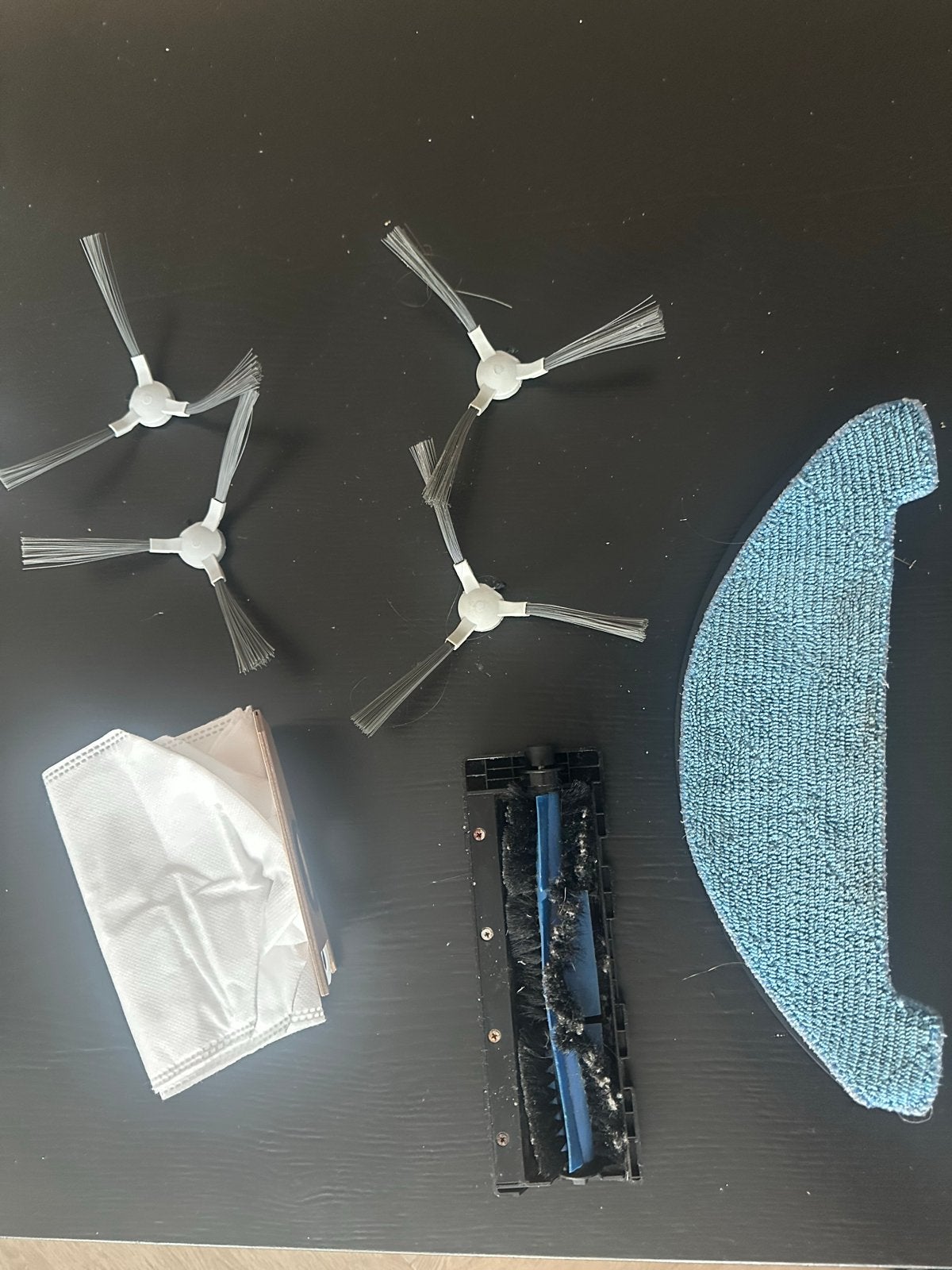 Zedar robotstofzuiger onderdelen: borstels, filters, dweil, Ophalen of Verzenden, Gebruikt
