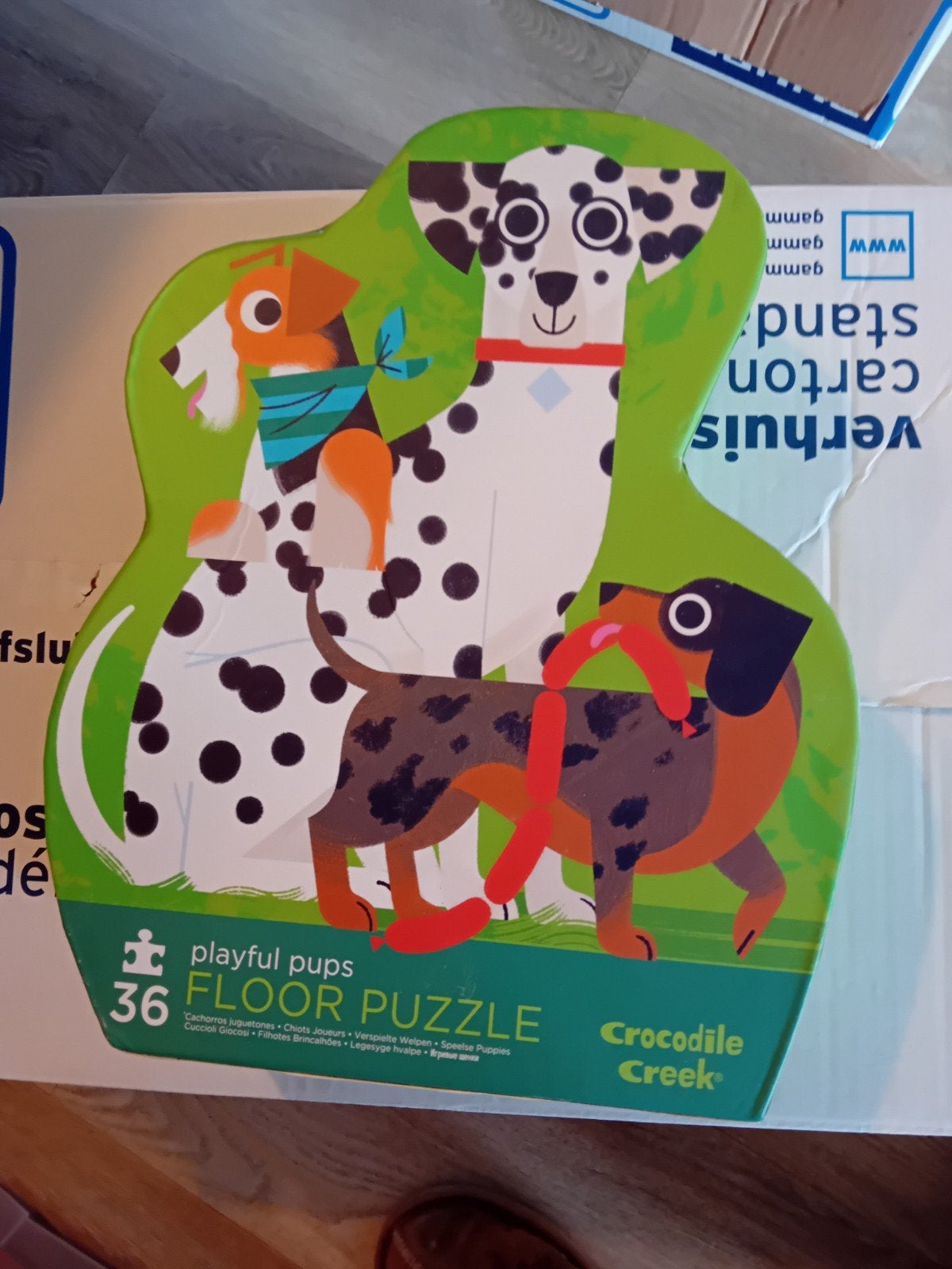 Crocodile Creek Playful Pups Vloerpuzzel 36 stukjes, Kinderen en Baby's, Ophalen of Verzenden, 10 tot 50 stukjes, Zo goed als nieuw