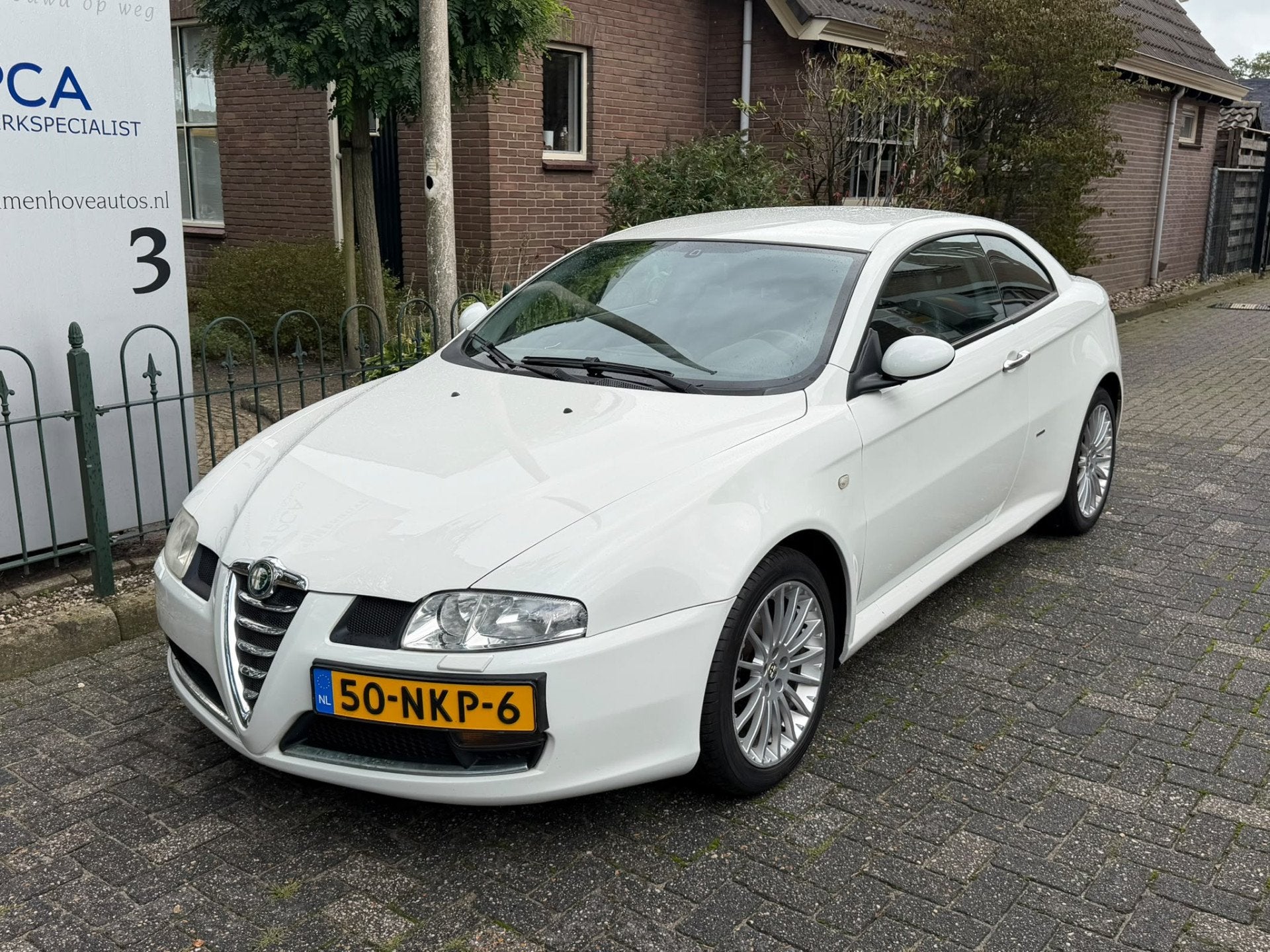Alfa Romeo GT 1.8 T.Spark Distinctive (bj 2010), Auto's, Alfa Romeo, Voorwielaandrijving, Dealer onderhouden, Gebruikt, Zwart