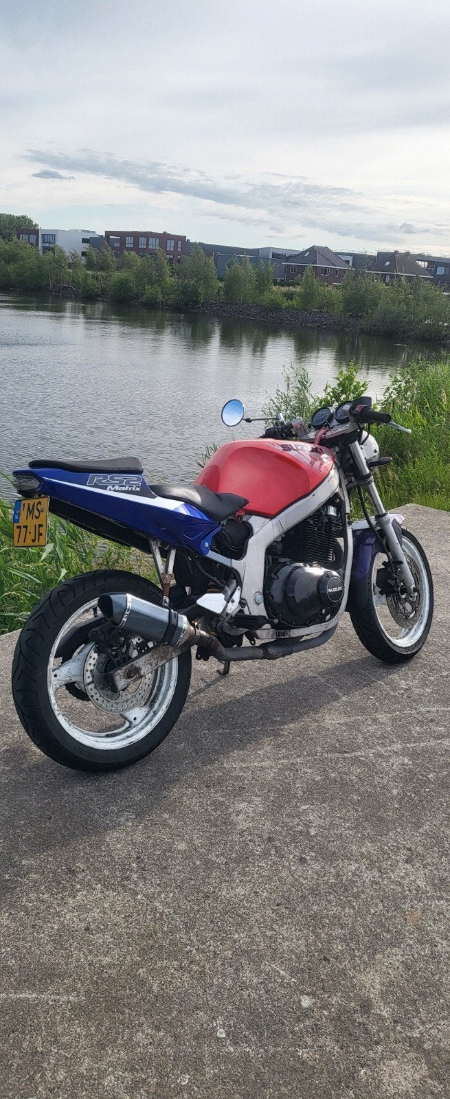 Suzuki gs500e (a2), 2 cilinders, Minimaal motorrijbewijs A2, Handgeschakeld, 12 t/m 35 kW