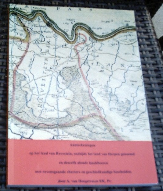 Aantekeningen Op het land van Ravestein. van Hoogstraten., Boeken, Ophalen of Verzenden, Zo goed als nieuw