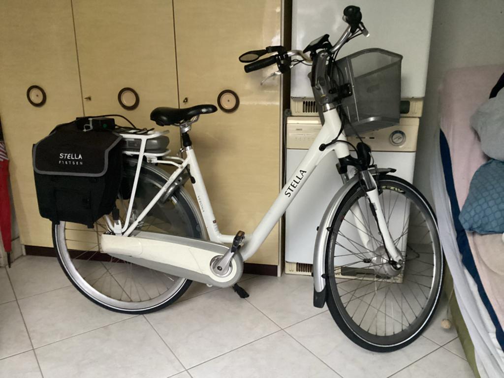Stella Verona elektrische fiets, 4780 km, incl. helm, Ophalen of Verzenden, Zo goed als nieuw
