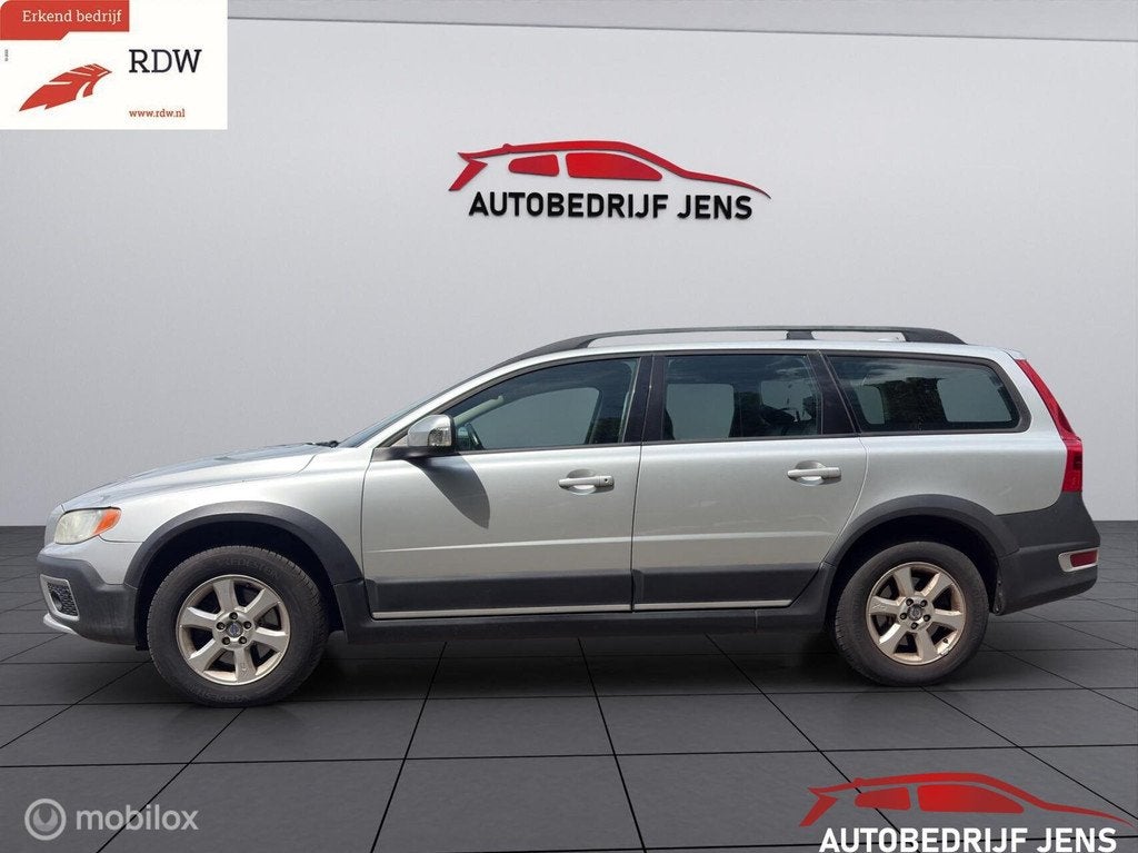 Volvo XC70 2.4 D5 Summum, Auto's, Automaat, Gebruikt, 197 €/maand, XC70