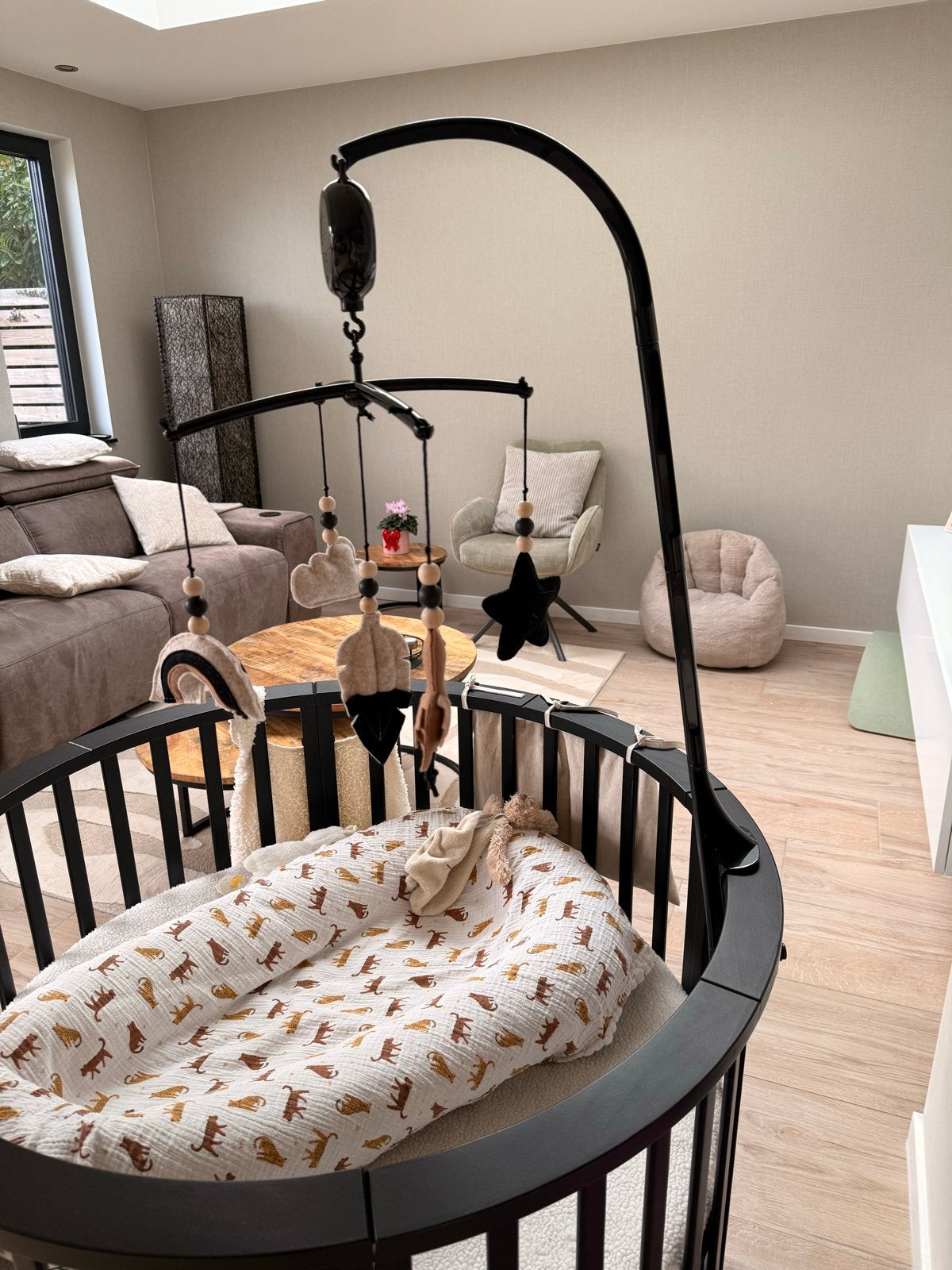 Boxmobiel voor op ronde box met muziekje, Kinderen en Baby's, Ophalen of Verzenden, Zo goed als nieuw, Mobiel