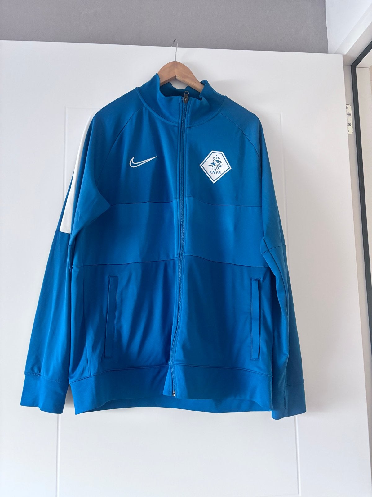KNVB trainingsjack - Maat XL, Kleding | Heren, Blauw, Maat 56/58 (XL), Ophalen of Verzenden, Zo goed als nieuw