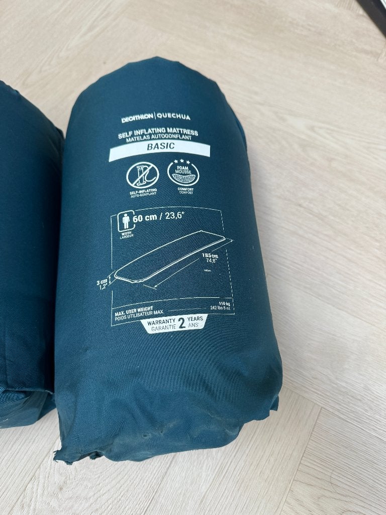 Complete kampeerset 3-persoons tent, 2x slaapmat, 2xslaapzak, Ophalen, Gebruikt, Tot en met 3