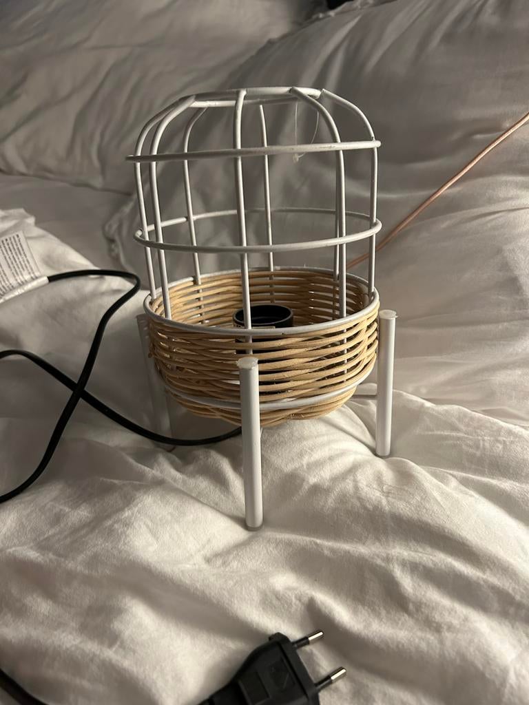 Nieuw lampje, wit met rotan accent, E27 fitting, Ophalen of Verzenden, Nieuw